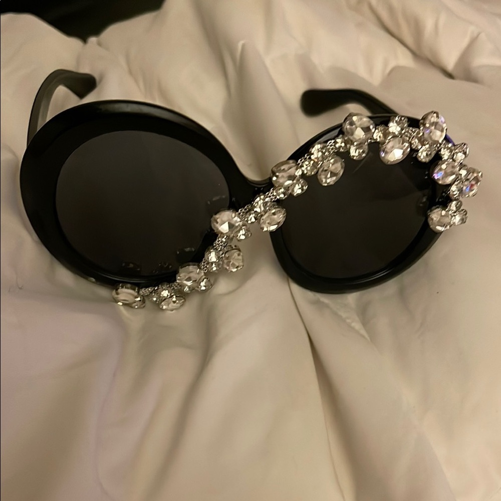 Black Cat-Eye Sunglasses with Sparkling Rhinestones